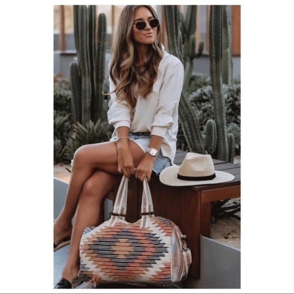 DESERT BOHEMIAN- Weekend Bag - Picture 3 of 10
